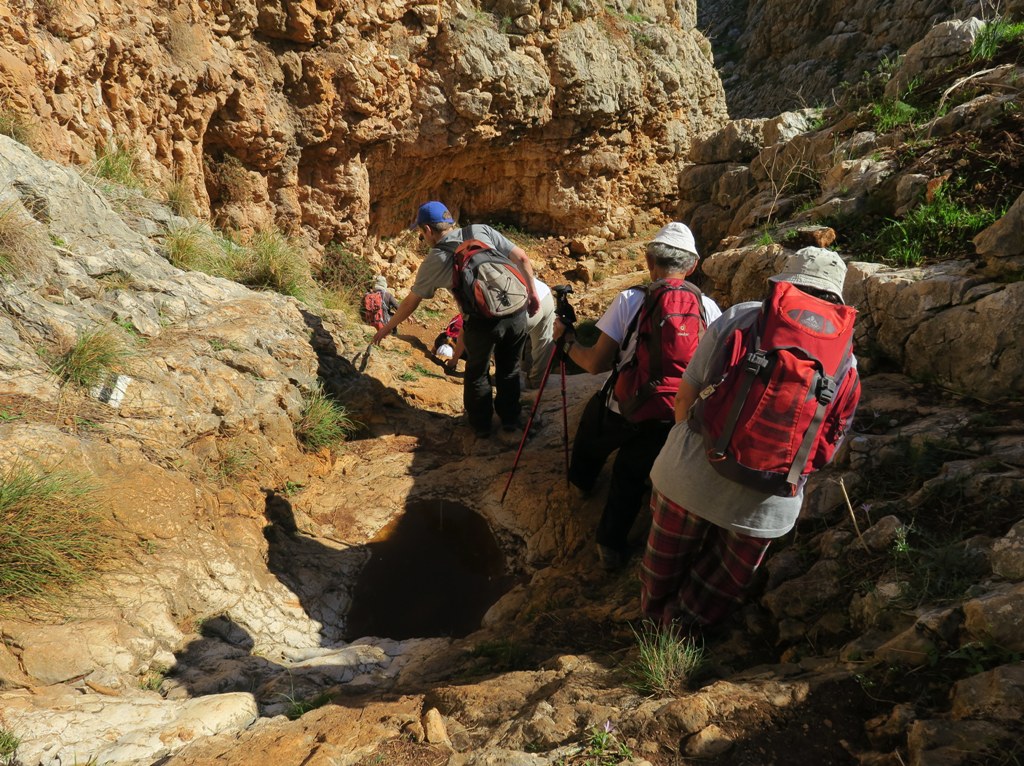 שביל עמק המעיינות קטע מספר 1 - 4